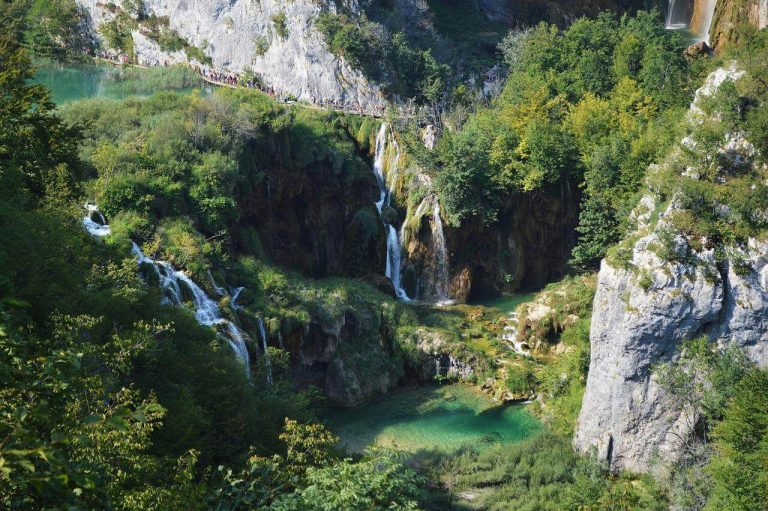 De 15 leukste bezienswaardigheden in Kroatië​, Plitvice lakes